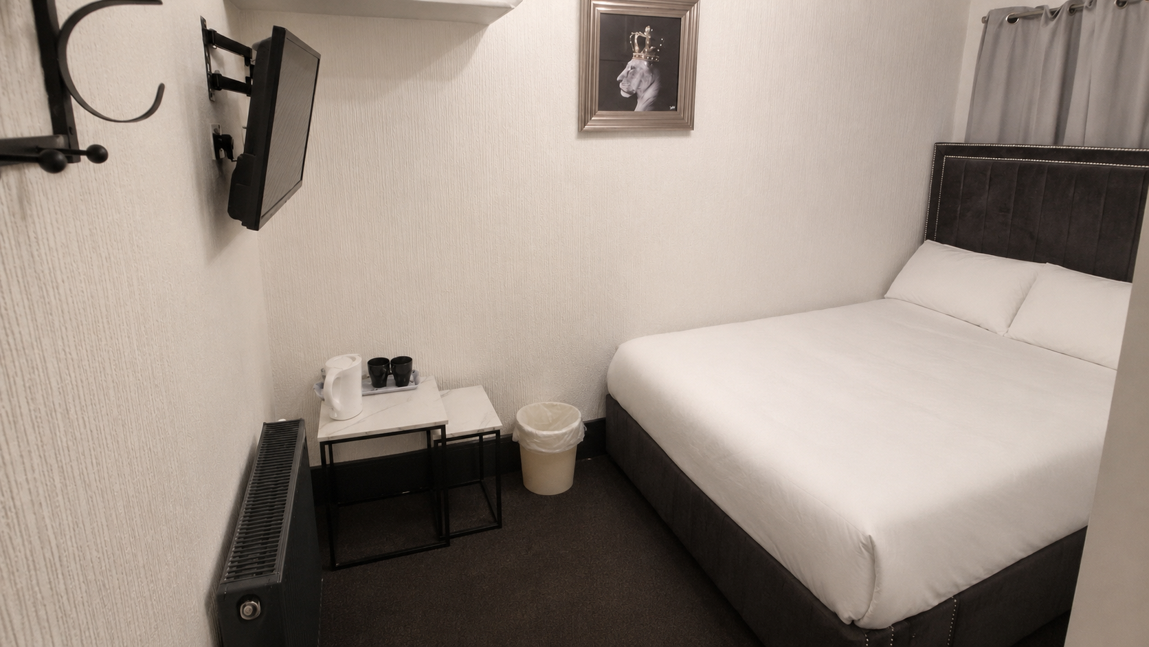 1 bed apartment to rent in Blackpool - Flat  6 22 York Street